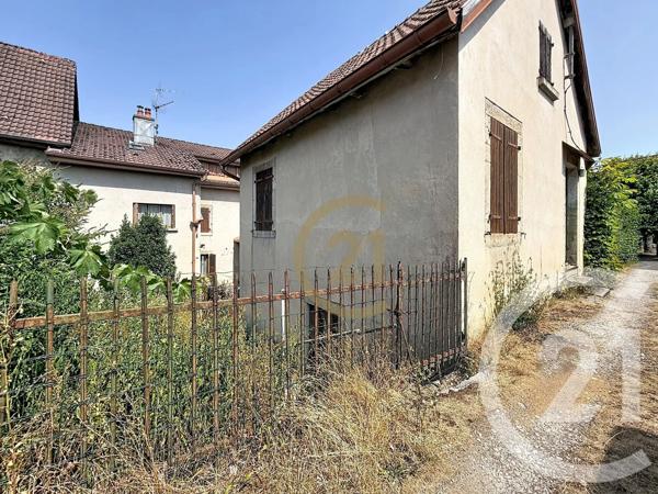 Maison à vendre  6 pièces - 183,55 m 2   BEAUCOURT  - 90