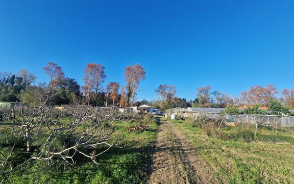 Maison à vendre    4 pièces •  Baho