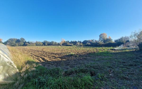 Maison à vendre    4 pièces •  Baho