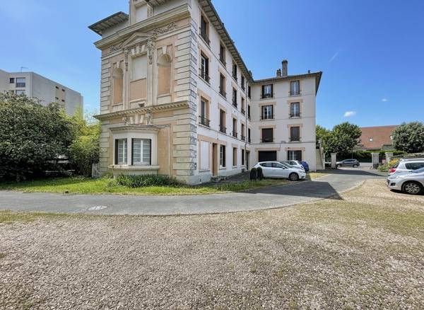 À VENDRE  Appartement 3 pièces de 67 m² aux portes du centre-ville d'Antony