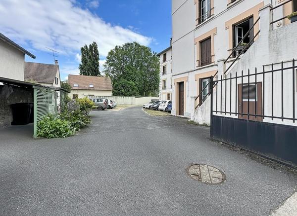 À VENDRE  Appartement 3 pièces de 67 m² aux portes du centre-ville d'Antony