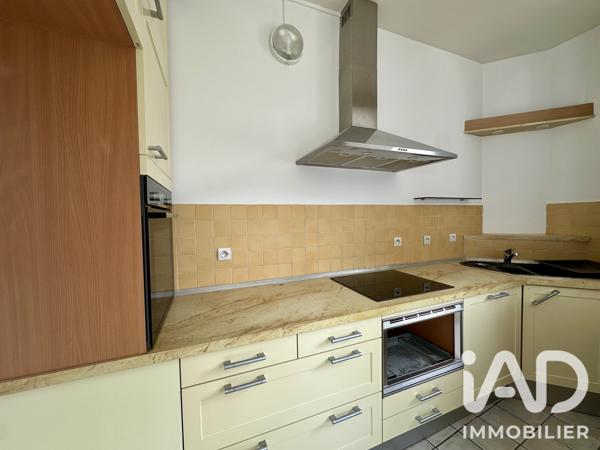 Appartement à vendre 4 pièces 82,09 m² Courbevoie
