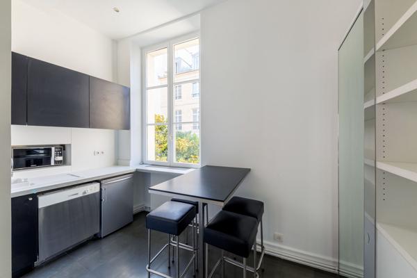 Bureaux à louer à PARIS 75003