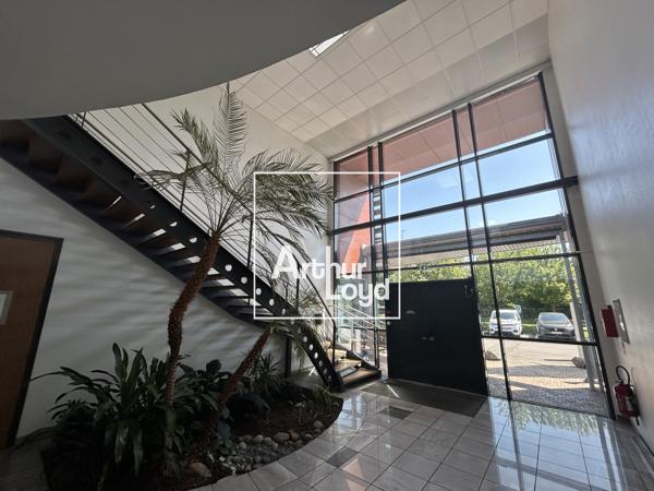 Bureaux à louer à Toulouse Basso Cambo avec parking privatif et climatisation