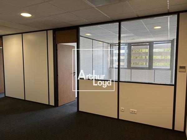 Bureaux à louer à Toulouse Basso Cambo avec parking privatif et climatisation