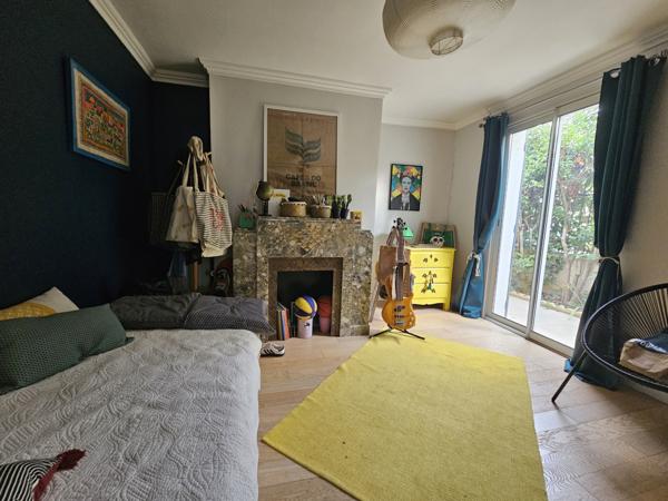 Saint-Brès (34670) Maison T6 R+1, calme, piscine - 34670 - St Brès