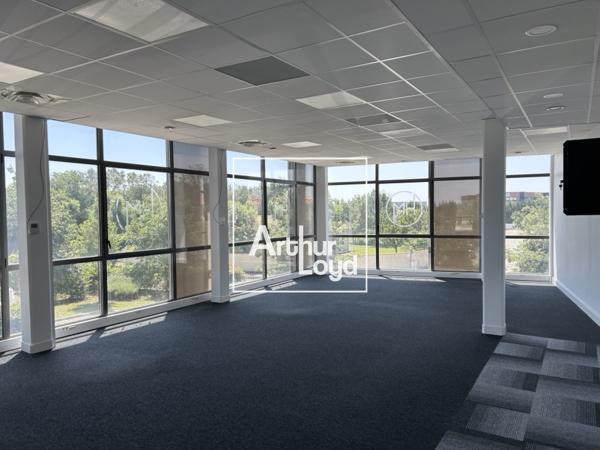 Bureaux à louer à Colomiers - Open space lumineux et accès PMR