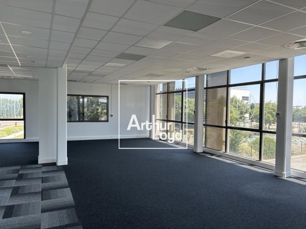 Bureaux à louer à Colomiers - Open space lumineux et accès PMR