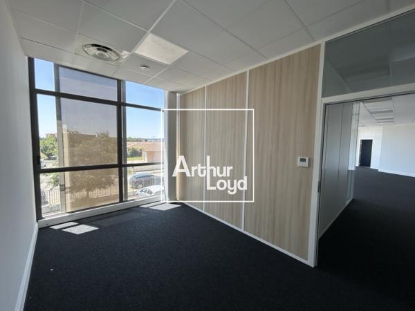 Bureaux à louer à Colomiers - Open space lumineux et accès PMR