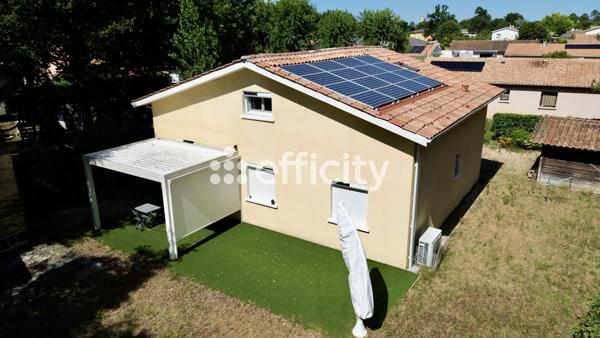 Maison
         5 pièces
        - 97 m² Exclusivité 349 000 € *