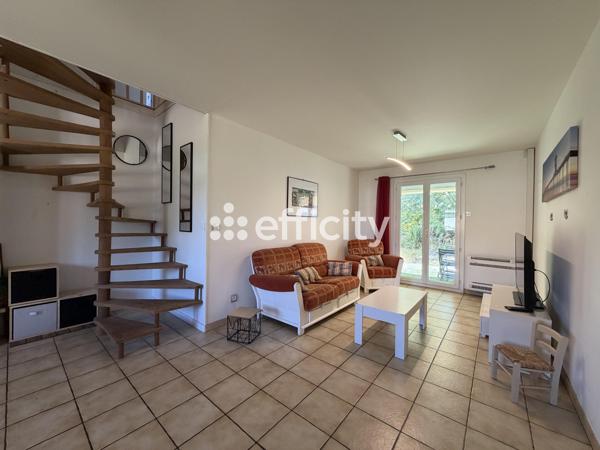 Maison
         5 pièces
        - 97 m² Exclusivité 349 000 € *