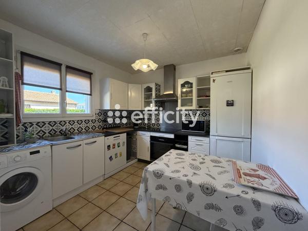 Maison
         5 pièces
        - 97 m² Exclusivité 349 000 € *