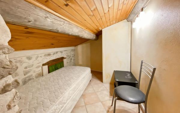 Appartement à louer    2 pièces • 38,61 m2 Cruis