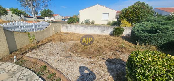 Maison à louer Saint Hilaire De Riez : 4 pièces, 67m² avec 2 chambre(s) à 850€ - AJP Immobilier St-Gilles-Croix-de-Vie