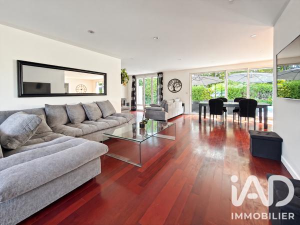 Maison à vendre 7 pièces 200,2 m² Santeny