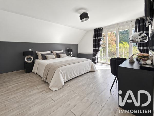 Maison à vendre 7 pièces 200,2 m² Santeny