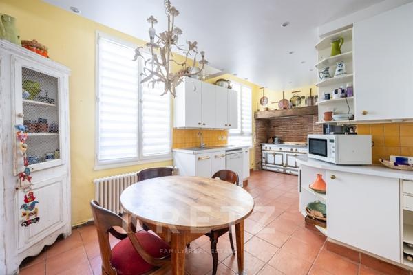 Immeuble hyper-centre Saint Germain-en-Laye