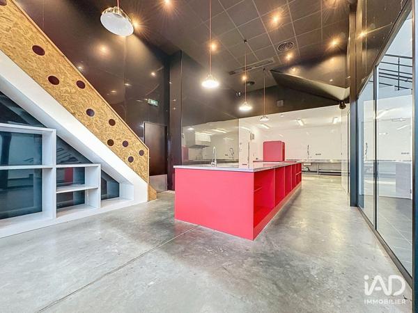 Bureaux à vendre 250 m² Croix