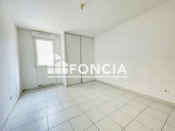 Location Appartement 3 pièces 60.5 m² - 27 AVENUE DUSSAP Toulon 83100