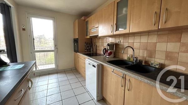 Appartement F4 à vendre  4 pièces - 84,68 m2 VAIRES SUR MARNE - 77