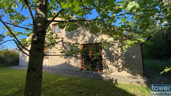 Villa
                                                                                                                                                                                                                                                                                                                        4 pièce(s)                                                                                                                                                                                                          3 chambre(s)                                                                                                                                                                                                          105  m²