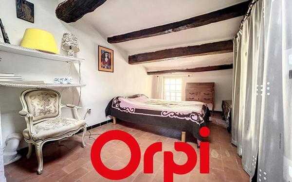 Appartement à vendre    2 pièces • 33,70 m2 Le Castellet