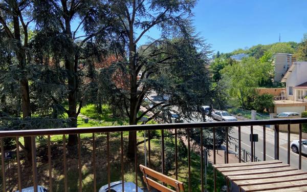 Appartement à vendre    2 pièces • 49,15 m2 Le Plessis-Robinson