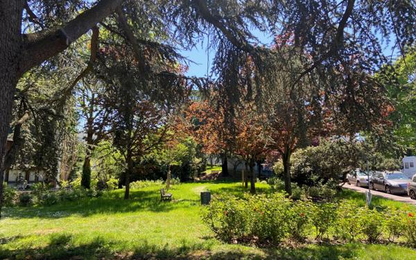 Appartement à vendre    2 pièces • 49,15 m2 Le Plessis-Robinson