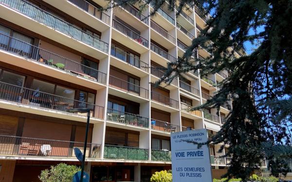 Appartement à vendre    2 pièces • 49,15 m2 Le Plessis-Robinson