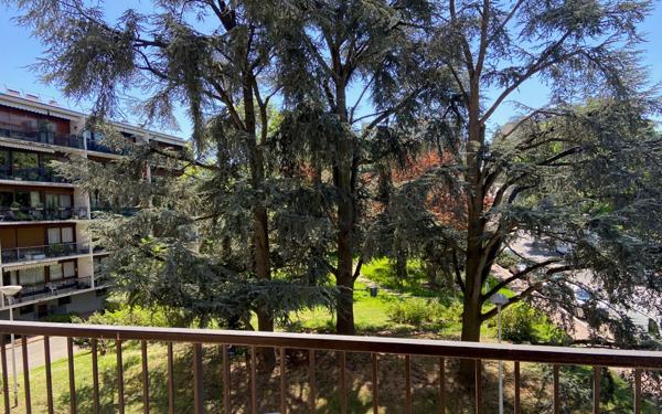 Appartement à vendre    2 pièces • 49,15 m2 Le Plessis-Robinson