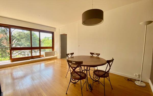 Appartement à vendre    2 pièces • 49,15 m2 Le Plessis-Robinson