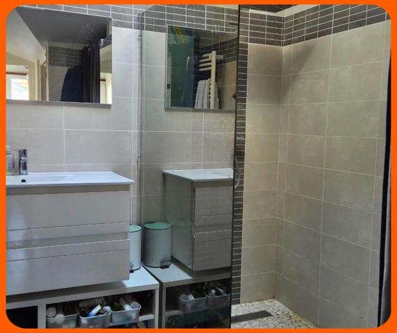 Maison de ville avec exterieur et 3 chambres – Centre de Saint-Pol-de-Léon