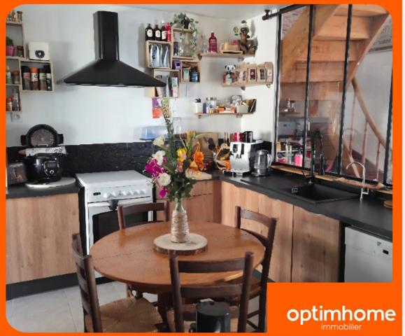 Maison de ville avec exterieur et 3 chambres – Centre de Saint-Pol-de-Léon