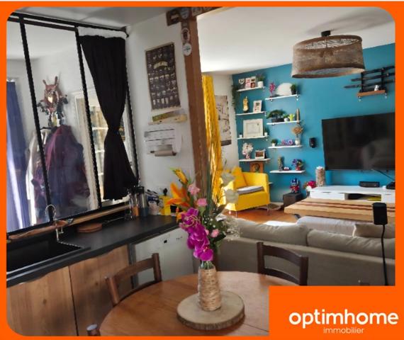 Maison de ville avec exterieur et 3 chambres – Centre de Saint-Pol-de-Léon