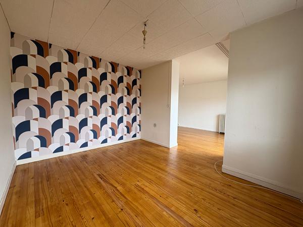 Appartement 3 pièces à louer Rochefort - 17300 / Réf: 2596