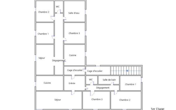 Immeuble à vendre    8 pièces •  Saint-Chély-d'Apcher