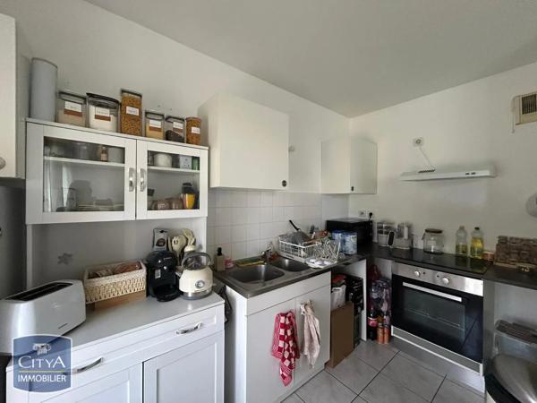 Appartement à louer 3 pièces 66.08m² Lèves (28300)
