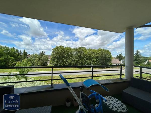 Appartement à louer 3 pièces 66.08m² Lèves (28300)
