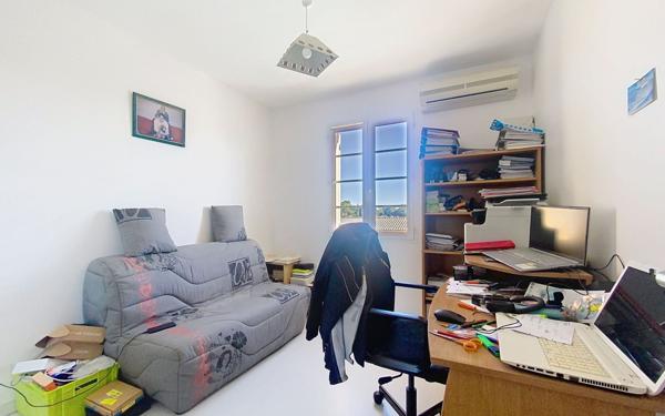 Maison à vendre    4 pièces •  Sorgues