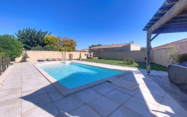 Maison à vendre    4 pièces •  Sorgues