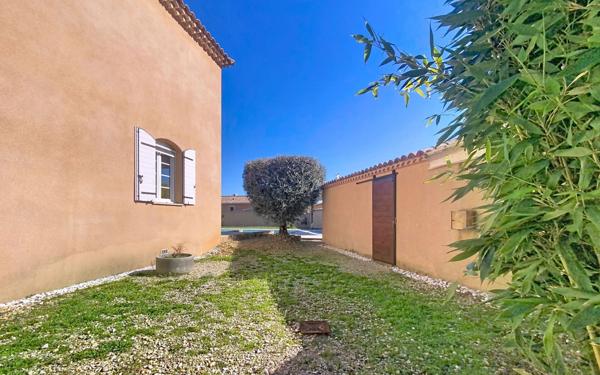 Maison à vendre    4 pièces •  Sorgues