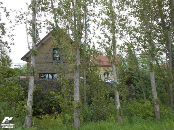 Campagne de Bergues:
Ensemble immobilier comprenant 7 logements et un hangar, le tout actuelle...