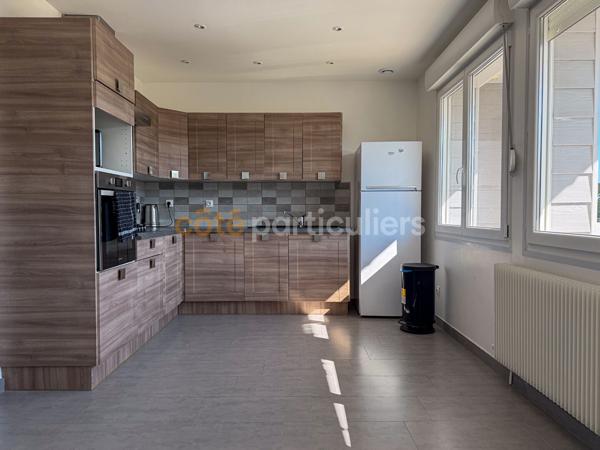 Vente
                Maison88 m² - 5 Pièces -
                    SAINT POL SUR TERNOISE (62130)