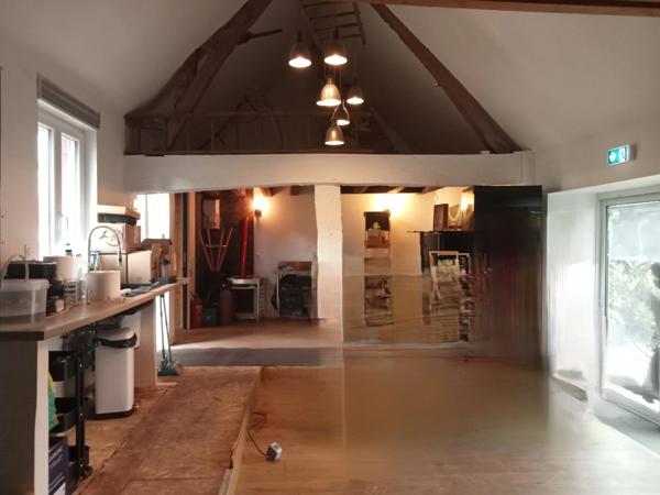 Maison de ville à fort potentiel + studio de 50m2