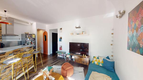 VILLEMOMBLE -CENTRE ÉGLISE -3 PIÈCES À LA DÉCO BOHÈME CHIC, PRÊT À VIVRE- 60 m2