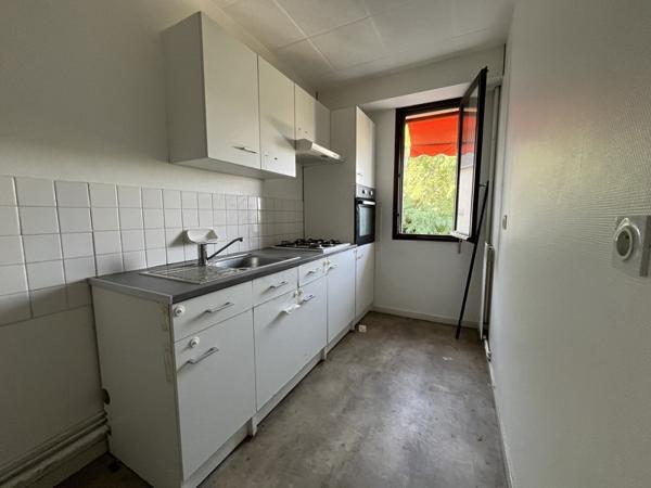 Appartement à vendre 50 000 € Vierzon 3 p 68 m² DPE D