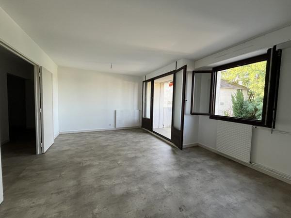 Appartement à vendre 50 000 € Vierzon 3 p 68 m² DPE D