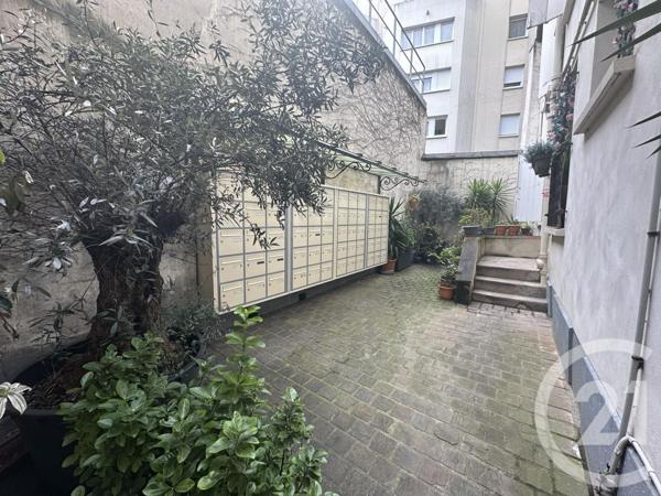 Appartement F1 à vendre  1 pièce - 12,44 m2 PARIS - 75019
