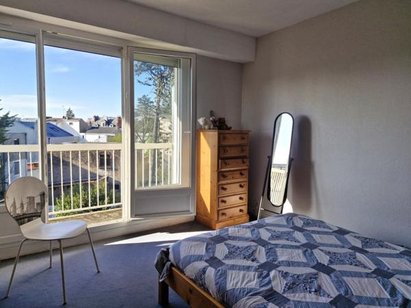 Haut-Pavé-St-Félix - T2 Traversant EST-OUEST