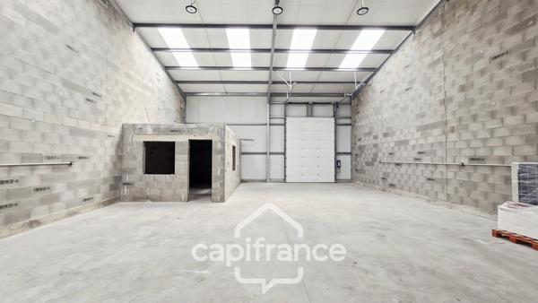 Dpt Saône et Loire (71), à louer proche de CHALON SUR SAONE Local industriel avec bureaux